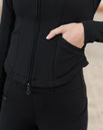 Contour Fleeced Jacket (Black)